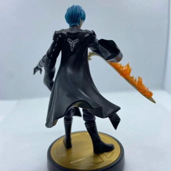Fire Emblem - Byleth - Amiibo - Picture 2 of 3